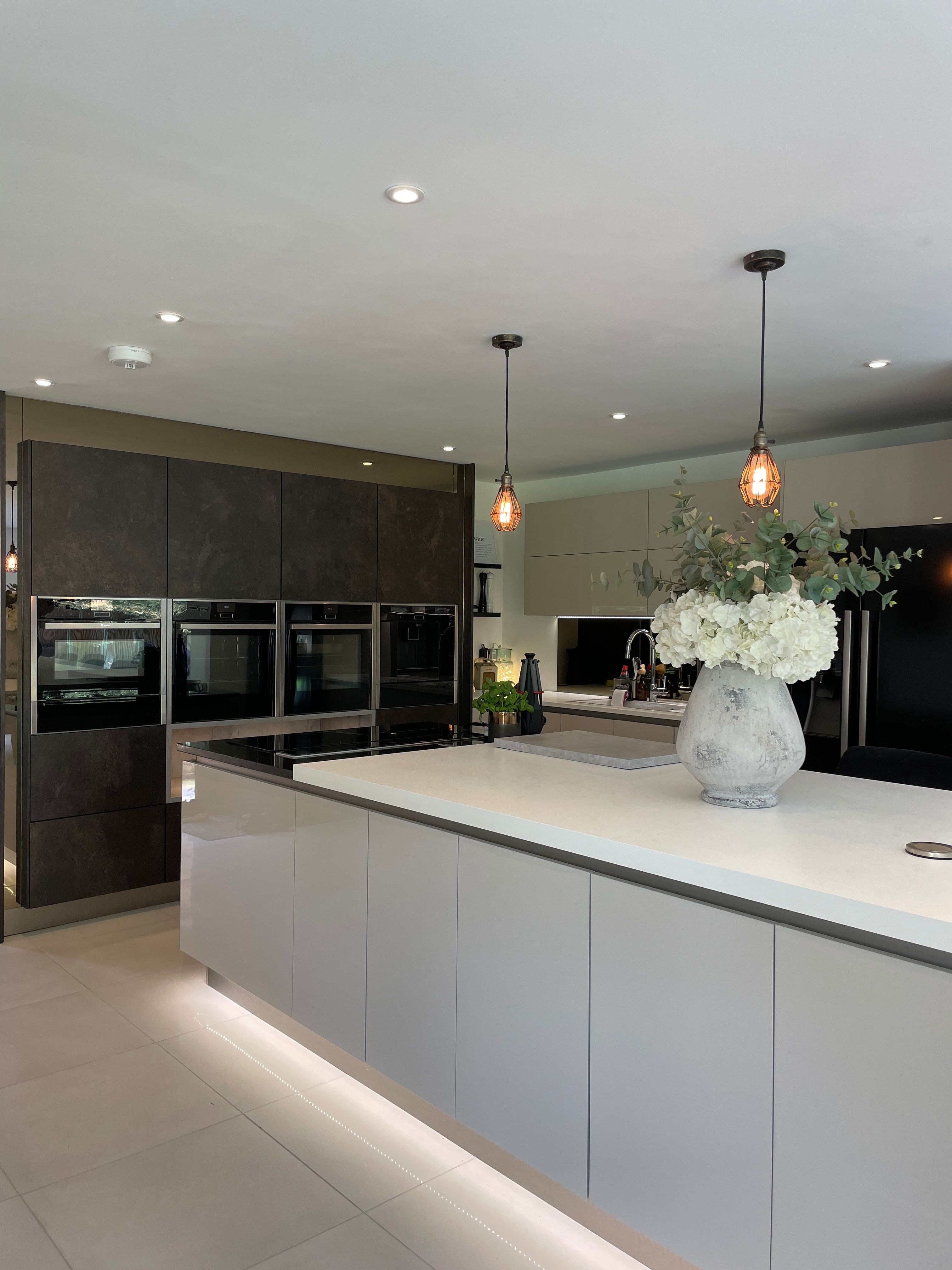 Häcker kitchens  — handless Dark Concrete & Grey Matt
