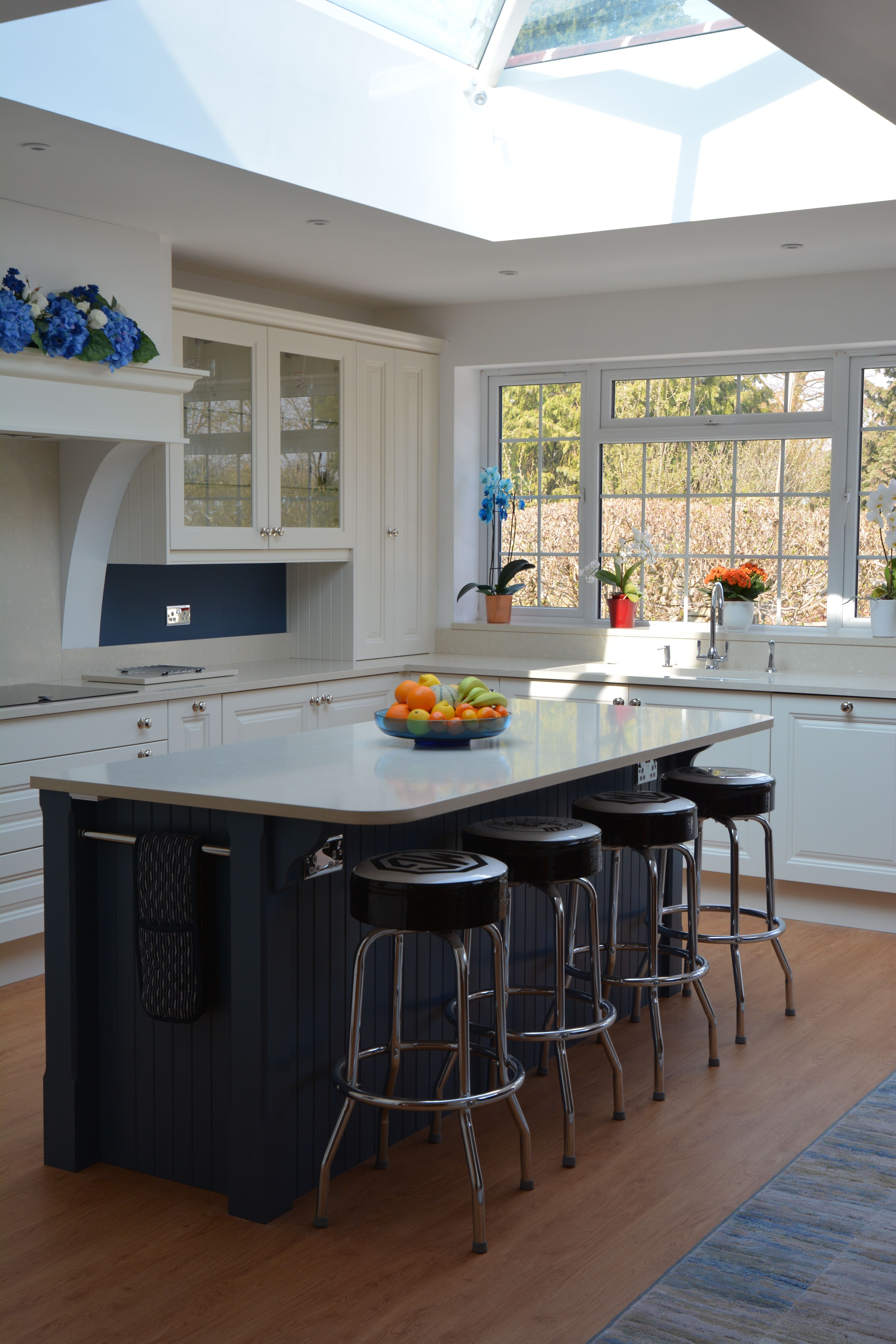 Caledonia Kitchens classic beaded shaker